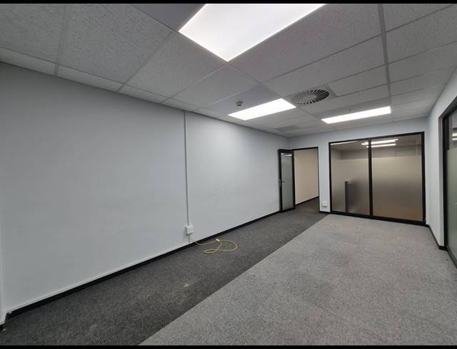 609M² RESTAURANT TO LET IN ROSEBANK